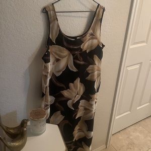 Long Sheer Floral Dress Size Large